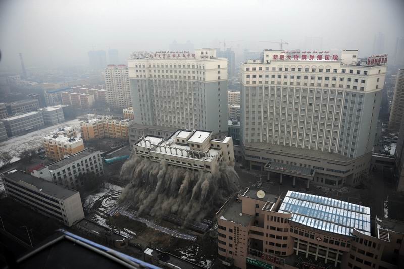 新疆肿瘤医院爆破拆除